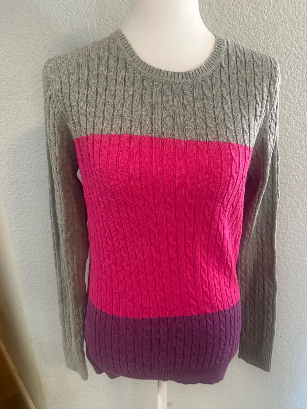 Izod Colorblock Cable-Knit Crew Sweater in Gray, Hot Pink & Purple